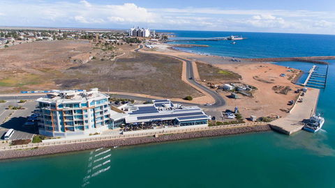Wallaroo Marina Luxury Apartment - Tourism TAS 22