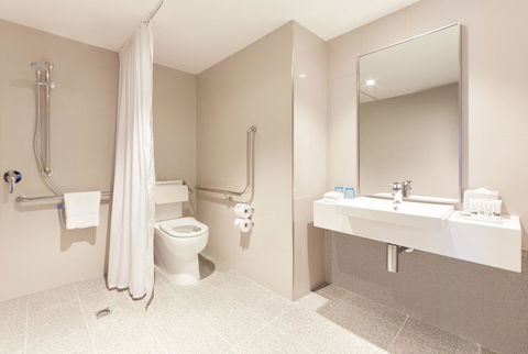 Holiday Inn Express Adelaide City Centre, An IHG Hotel - Hobart Tourism 10