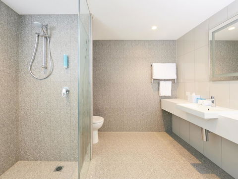 Holiday Inn Express Adelaide City Centre, An IHG Hotel - Hobart Tourism 13