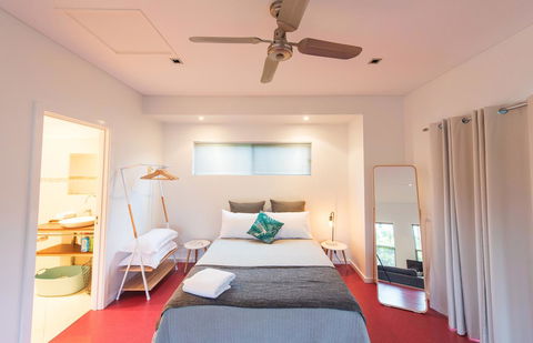 S T U D I O 22 Peaceful Retreat With Garden Views - Tourism TAS 3