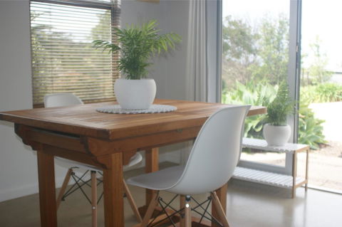 S T U D I O 22 Peaceful Retreat With Garden Views - Tourism TAS 9