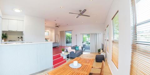 S T U D I O 22 Peaceful Retreat With Garden Views - Tourism TAS 1