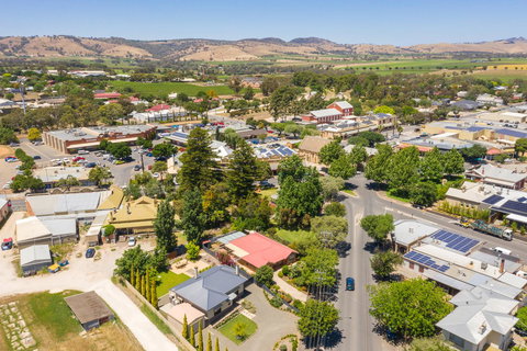 Tanunda\'s Magpie House - Hobart Tourism 27