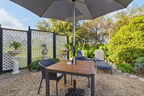 Stonewell Cottages And Vineyards - Hobart Tourism 18