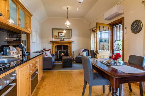 Stonewell Cottages And Vineyards - Hobart Tourism 41