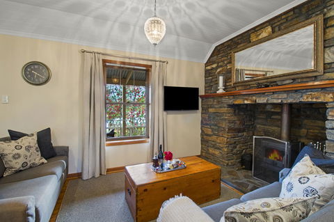 Stonewell Cottages And Vineyards - Hobart Tourism 27