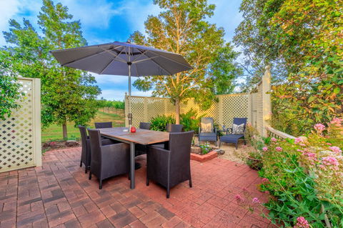 Stonewell Cottages And Vineyards - Hobart Tourism 6
