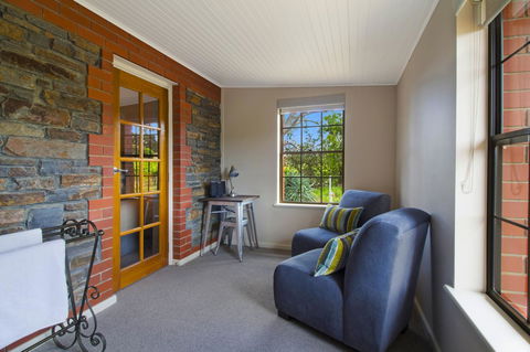 Stonewell Cottages And Vineyards - Hobart Tourism 28