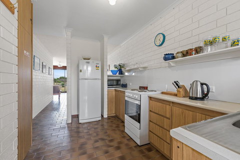 Sun & Surf Aldinga Beach Apartment - Hobart Tourism 7