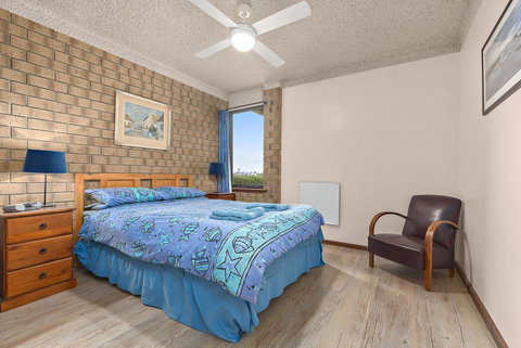 Sun & Surf Aldinga Beach Apartment - Hobart Tourism 8