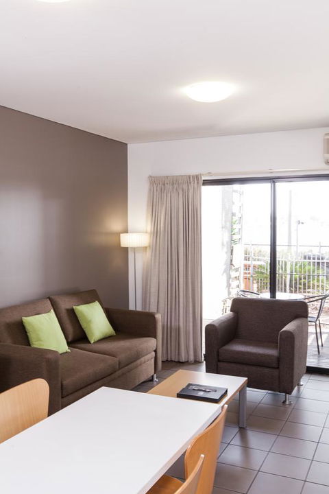 Majestic Oasis Apartments - Tourism TAS 17