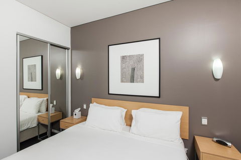 Majestic Oasis Apartments - Tourism TAS 15