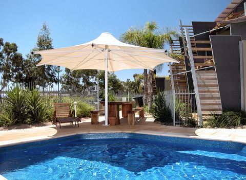 Majestic Oasis Apartments - Tourism TAS 5