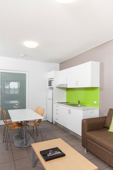 Majestic Oasis Apartments - Tourism TAS 16