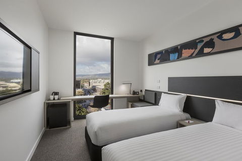 Ibis Adelaide - Hobart Tourism 6