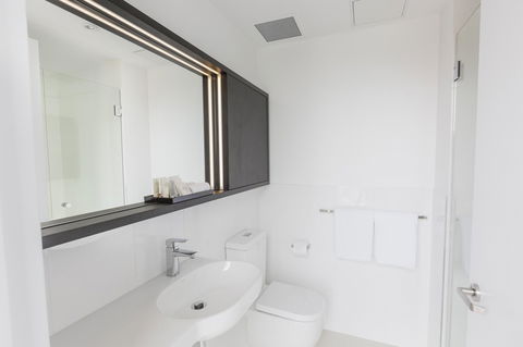 Ibis Adelaide - Hobart Tourism 11