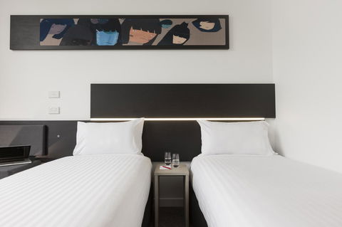 Ibis Adelaide - Hobart Tourism 5