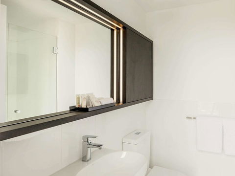 Ibis Adelaide - Hobart Tourism 37