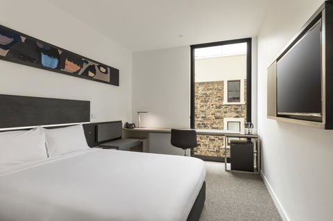 Ibis Adelaide - Hobart Tourism 9