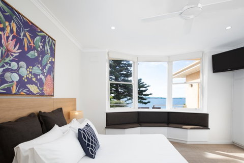 Bay 10 - Suites And Apartments - Tourism TAS 3