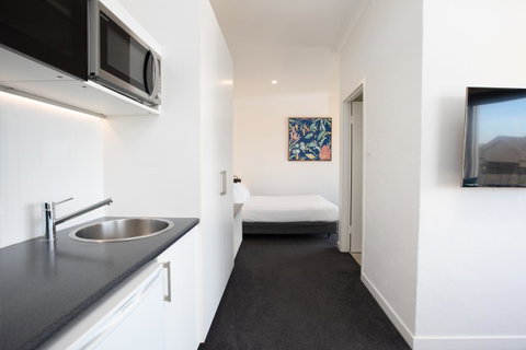 Bay 10 - Suites And Apartments - Tourism TAS 1