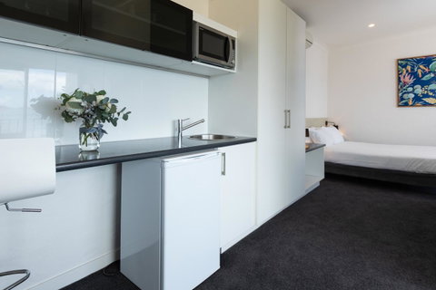 Bay 10 - Suites And Apartments - Tourism TAS 18