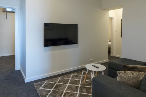 Bay 10 - Suites And Apartments - Tourism TAS 9