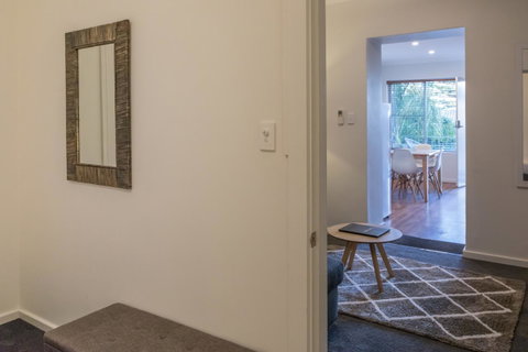 Bay 10 - Suites And Apartments - Tourism TAS 23