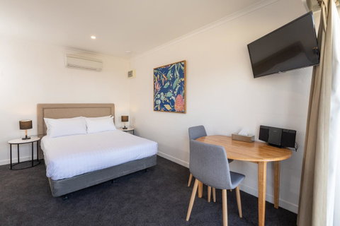 Bay 10 - Suites And Apartments - Tourism TAS 8