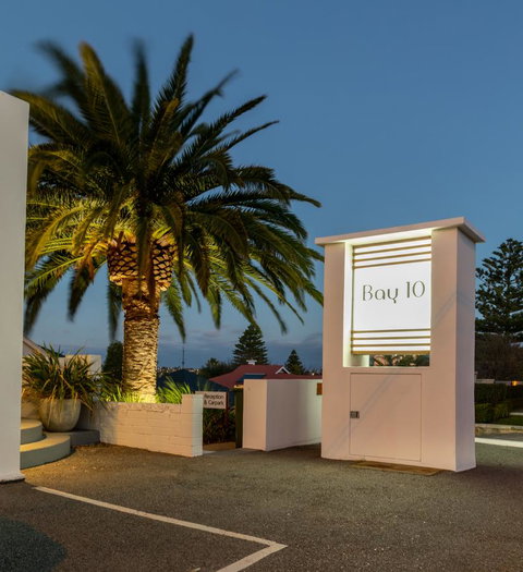 Bay 10 - Suites And Apartments - Tourism TAS 16