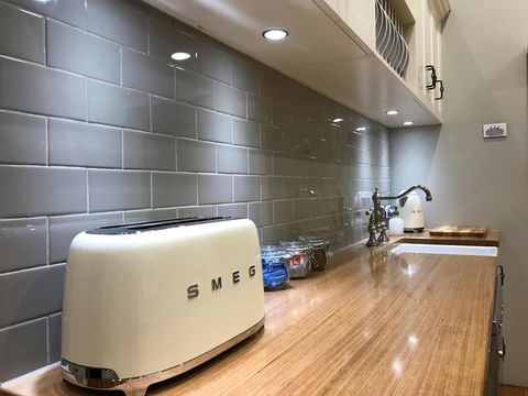 Ambrosia Holiday Home - Tourism TAS 7