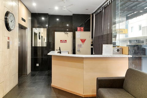 Cosmo On Bank - Hobart Tourism 14