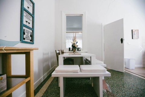 A Rose By The Park - Tourism TAS 5