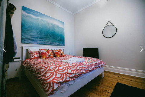 A Rose By The Park - Tourism TAS 4