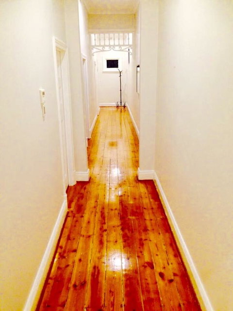 A Rose By The Park - Tourism TAS 10