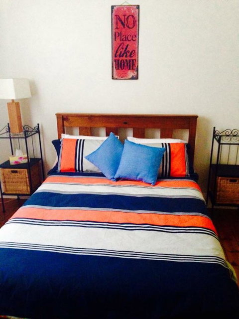 A Rose By The Park - Tourism TAS 9