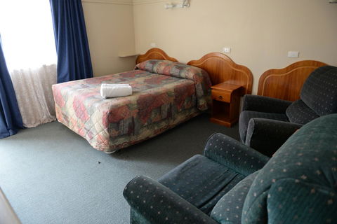 Ardeanal Motel - Hobart Tourism 35