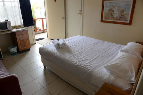 Ardeanal Motel - Hobart Tourism 17