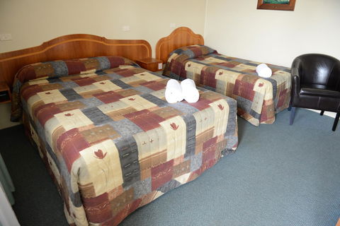 Ardeanal Motel - Hobart Tourism 19
