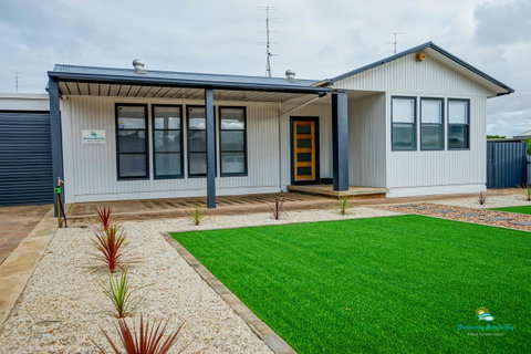 Breakaway Moonta Bay - Tourism TAS 4