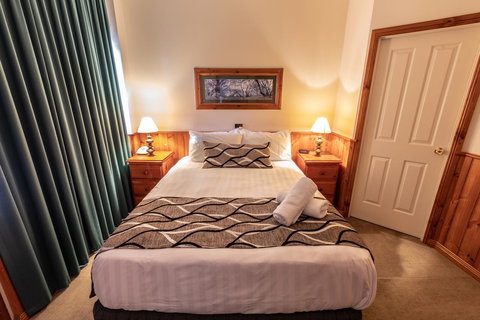 Astor Inn - Tourism TAS 7