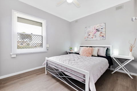 Cute And Cosy - Events, Workers, Getaways - Hobart Tourism 3