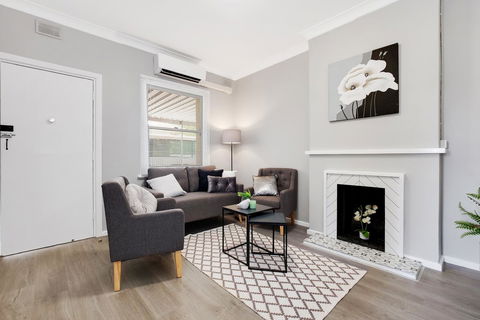 Cute And Cosy - Events, Workers, Getaways - Hobart Tourism 6