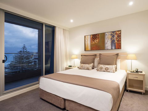 Oaks Glenelg Liberty Suites - Hobart Tourism 12