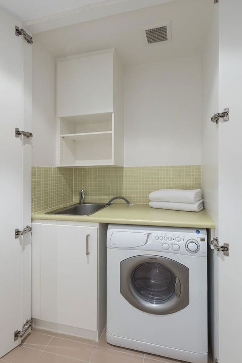 Oaks Glenelg Liberty Suites - Hobart Tourism 29