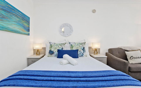 Glenelg Oasis Studios - Hobart Tourism 3