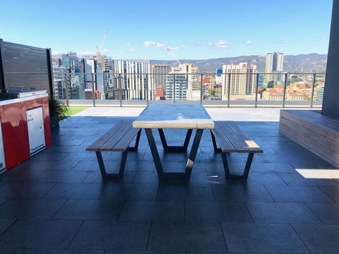 Central Escape @ Adelaide CBD - Hobart Tourism 1