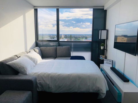 Central Escape @ Adelaide CBD - Hobart Tourism 7