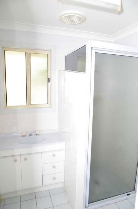 Bellhaven 1, 17 Willow Street - Tourism TAS 5
