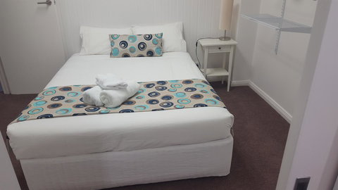 Aart Apartments - Hobart Tourism 13